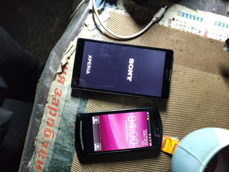 ЛОТ Сенсорні телефони Lg 715 Huawei P6-U06 Sony Ericson  w810 mt15i