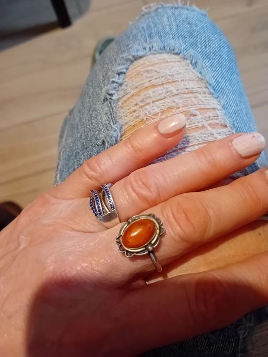 Srebrny pierścionek z bursztynem vintage
