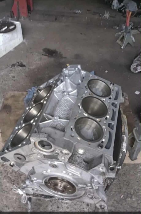 Silnik 3.0 V6 xfv po remoncie
