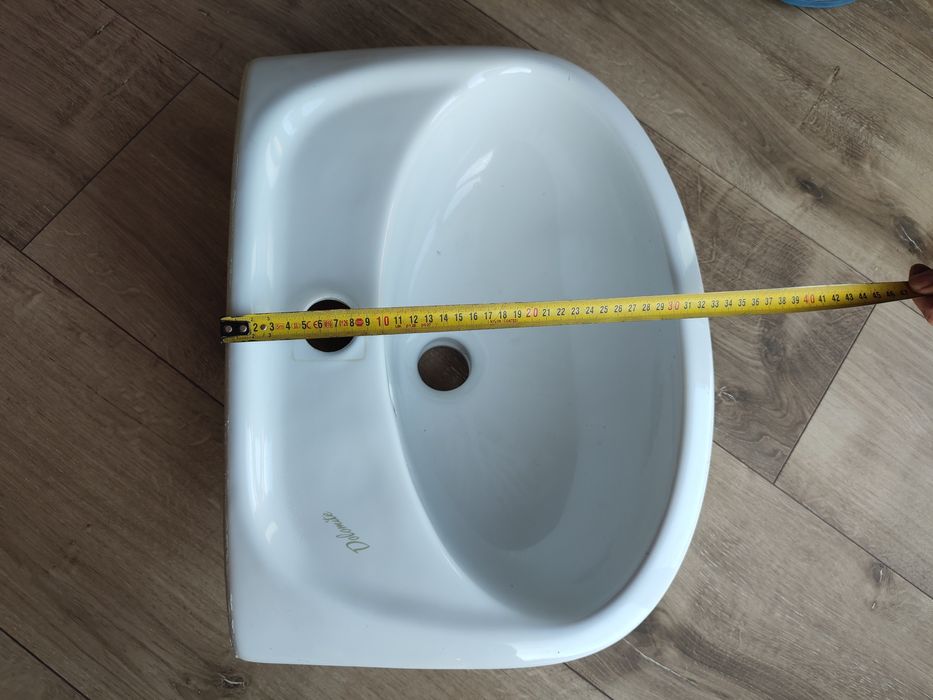 Umywalka biała rozm. 45x 34