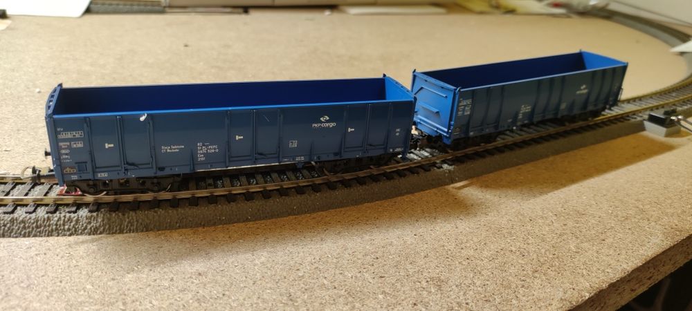 Wagon Towarowy węglarka Eaos PKP CARGO zestaw Piko H0