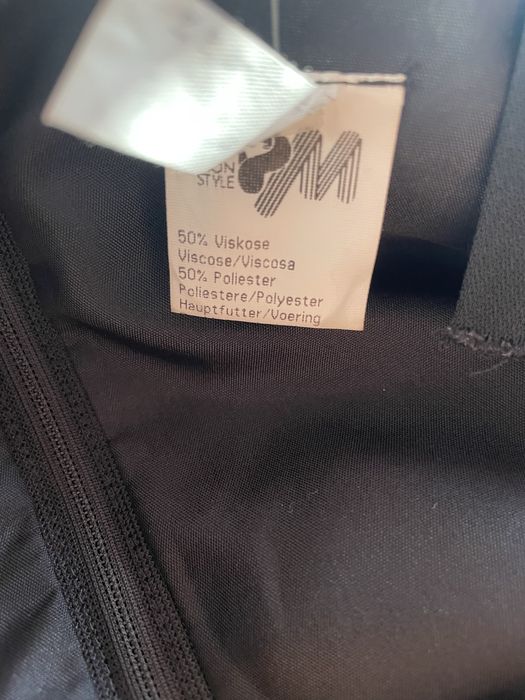 Czarna sukienka. Rozm. 42