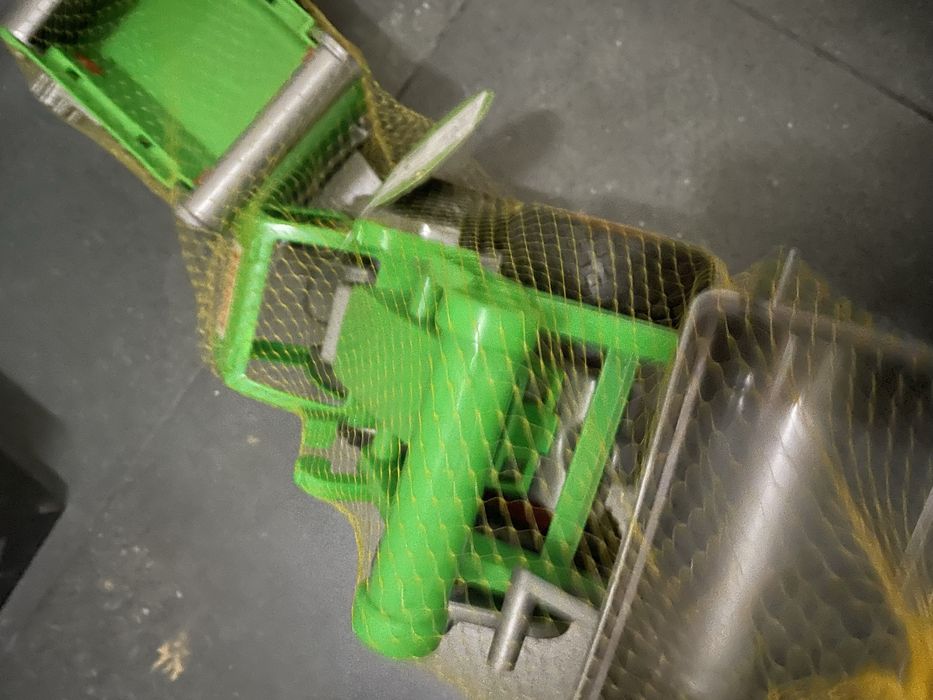 Traktor wader z ładowarką i naczepą nowy