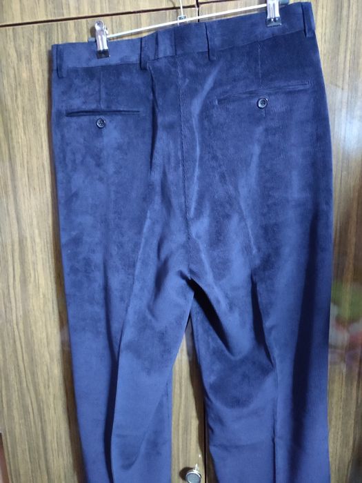 Чоловічі штани,мікровельветові.