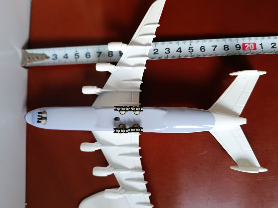 АН-225 "Мрія"модель 1-400