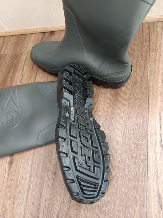 Bota cano alto/galocha Dunlop novas tam. 44
