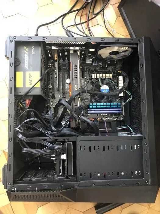 Komputer stacjonarny gamingowy i7/24gb RAM / Zotac