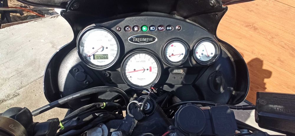 Triumph Tiger 955i