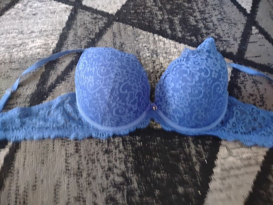 Biustonosz stanik 85 F