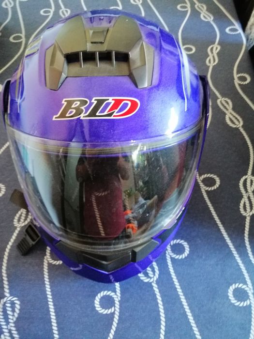 Capacete com auriculares kit mãos livres