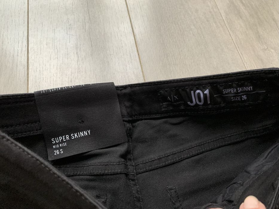 Spodnie damskie jeansy 26 Armani Exchange