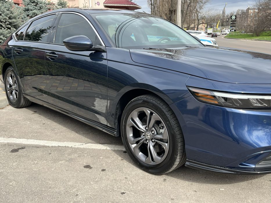 Honda Accord 2024 VIN 1HGCY2F6XRA057568 фото оголошення 10 з 23