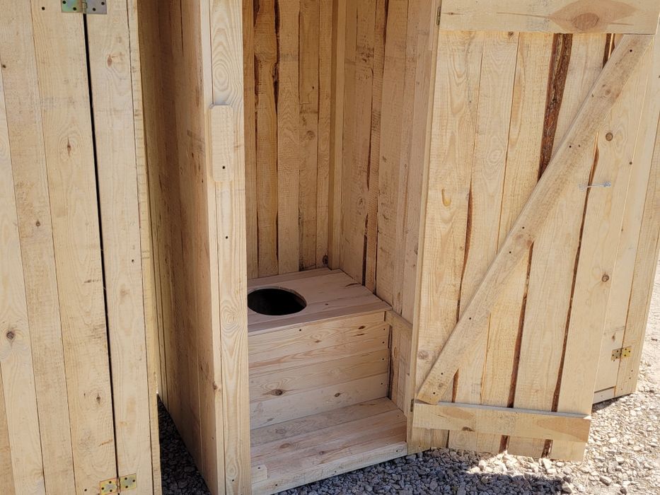 Toaleta drewniana przenośna kibelek wc na budowę