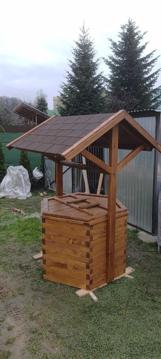 Obudowa Studni ozdobna, drewniana