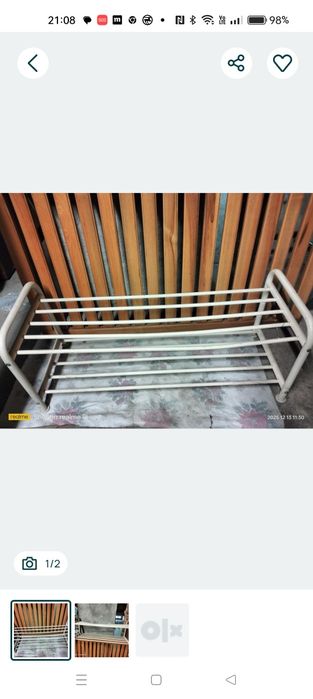 Biały, metalowy regał na buty