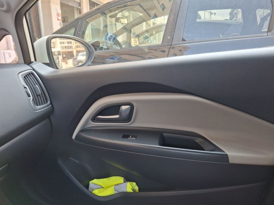 Vende-se Kia Rio 1.2 84cv