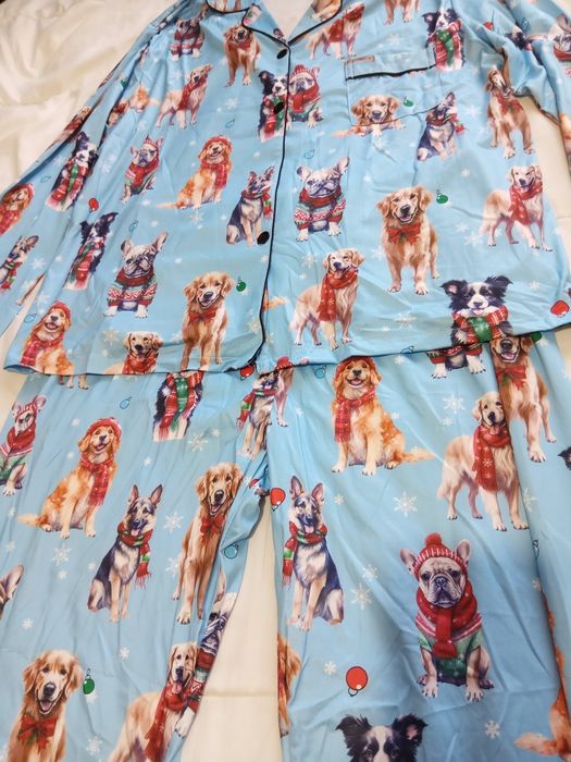 Pijama azul padrão cães XXL, novo (meia estação)