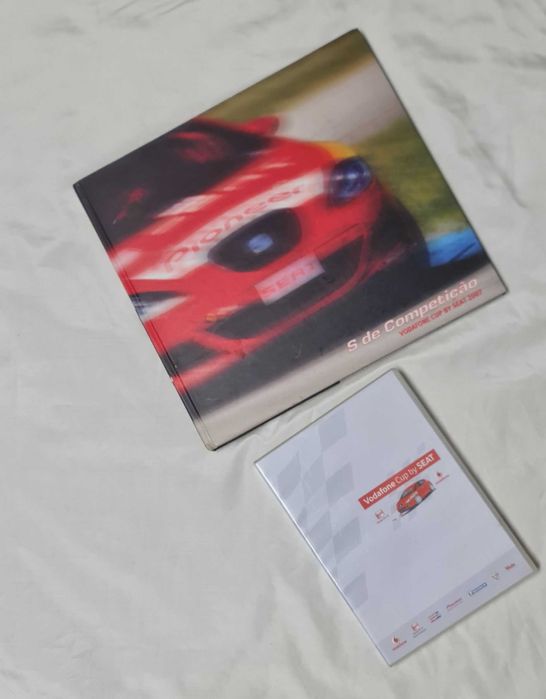 CD e livro - Vodafone  Cup by SEAT