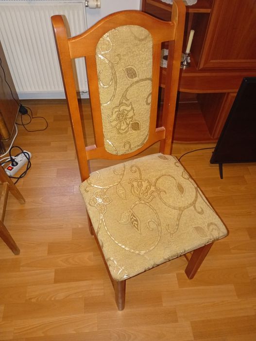 Stół 125X80+ 4 krzesła