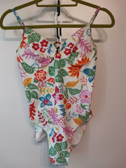 Strój kąpielowy jednoczęściowy Baden rozm 34B , kwiaty, kolory