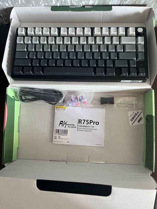 Механічна ігрова безпровідна клавіатура Royal Kludge RK R75 PRO
