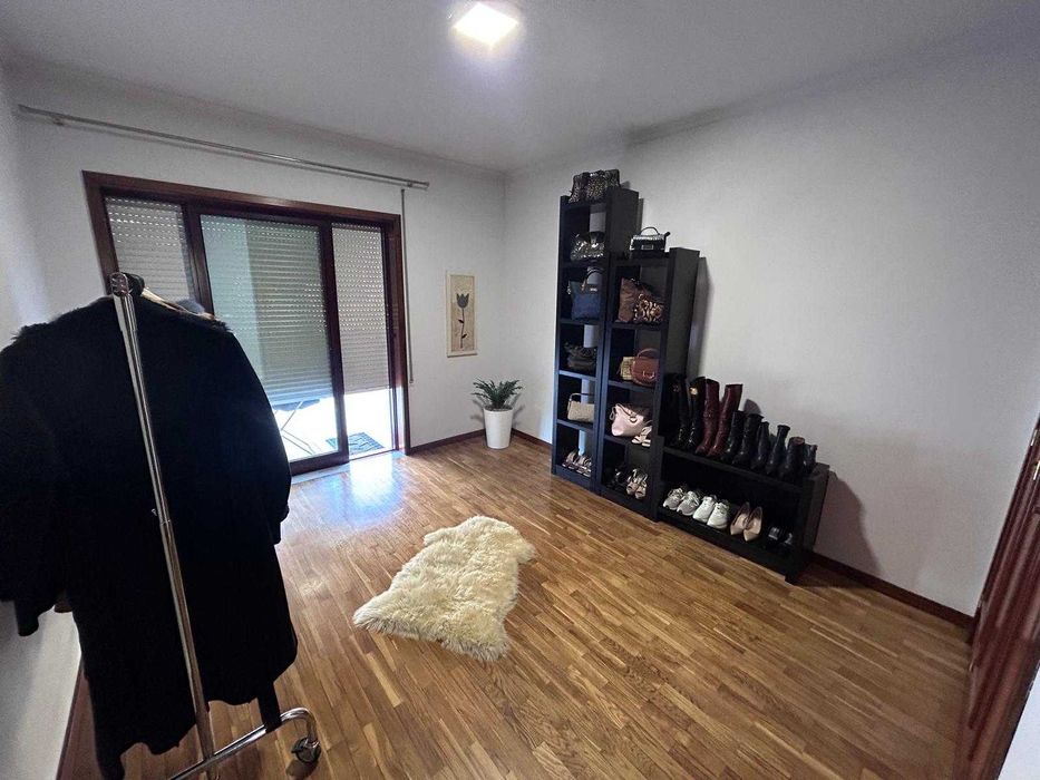 Apartamento T3  em Felgueiras.