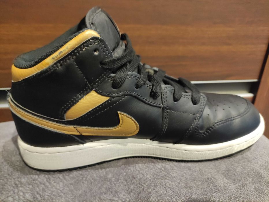 Nike Air Jordan 1 Mid r. 38.5