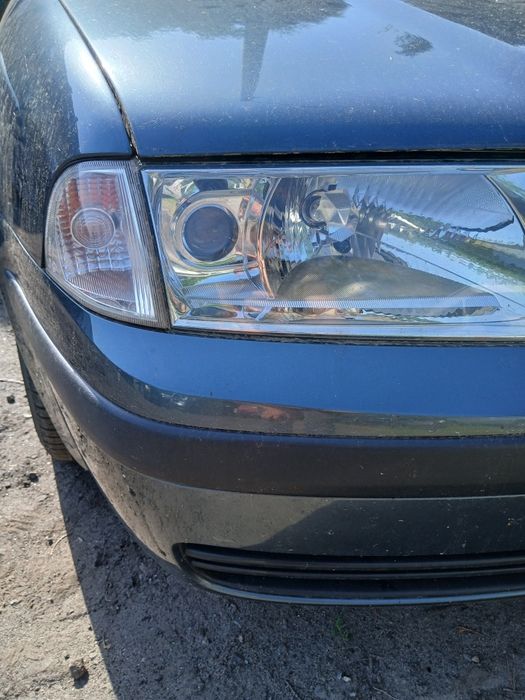 Lampy przednie Octavia 1