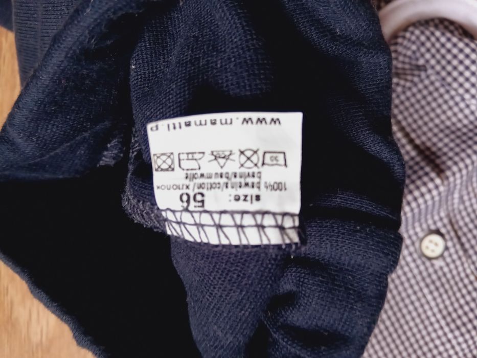 NOWY Komplet koszulobody, spodnie granatowe 56 + materiałowe buciki 10