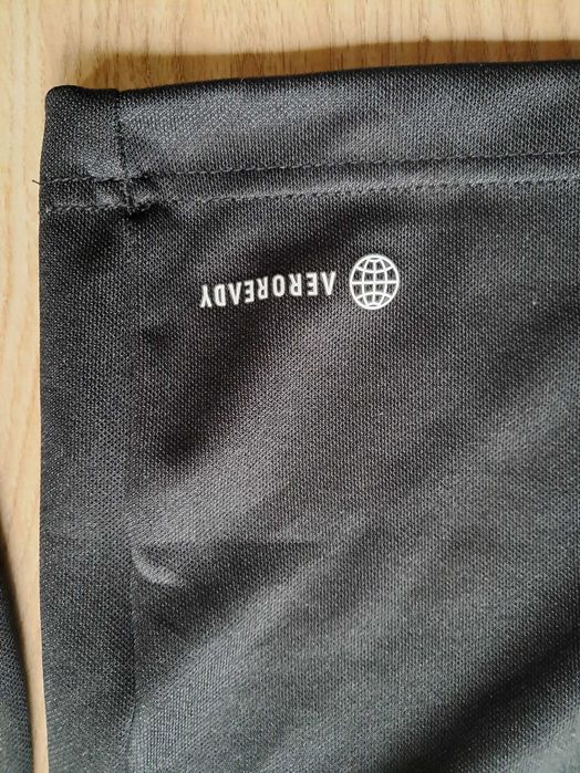 Bluza czarna Adidas , krótki zamek pod szyją, męska rozm. M.