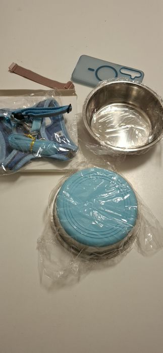 Trela Coleira corporal + 2 taças ração e 1 coleira com guiso para gato