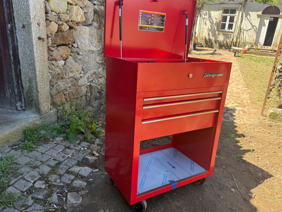 Novo Carrinho de ferramentas Snap-on de 81 cm com três gavetas - KRSC323