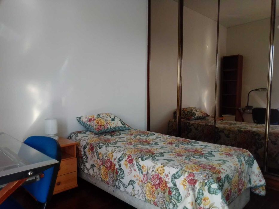Quartos Individual/Duplo estudantes ISEG  ISA Fac Arquit. Veter. ISCSP