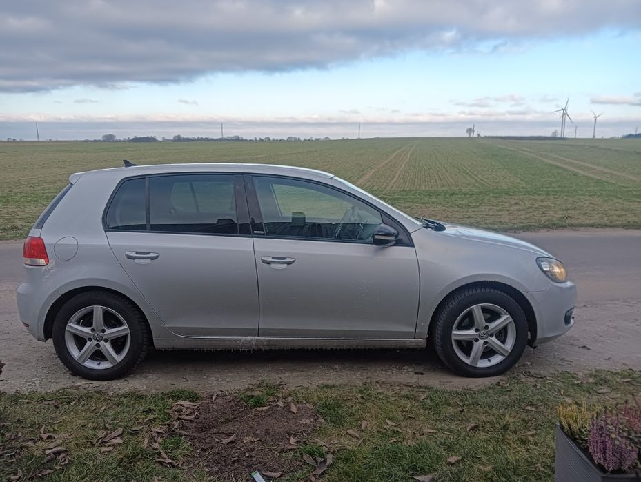 Volkswagen Golf.  6.  1.6tdi 2012r przebieg 168tys