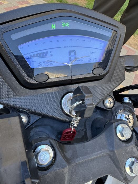 Продам Lifan JR200