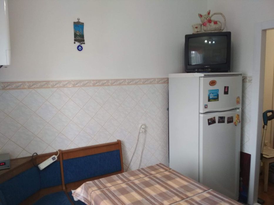 Здається кімната для дівчини. Каскад