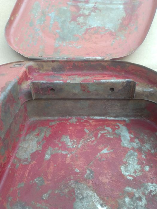 Продам  Ява  - 353  Старушка  Бардачок