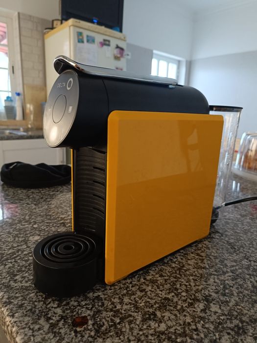 Maquina de cafe delta Q