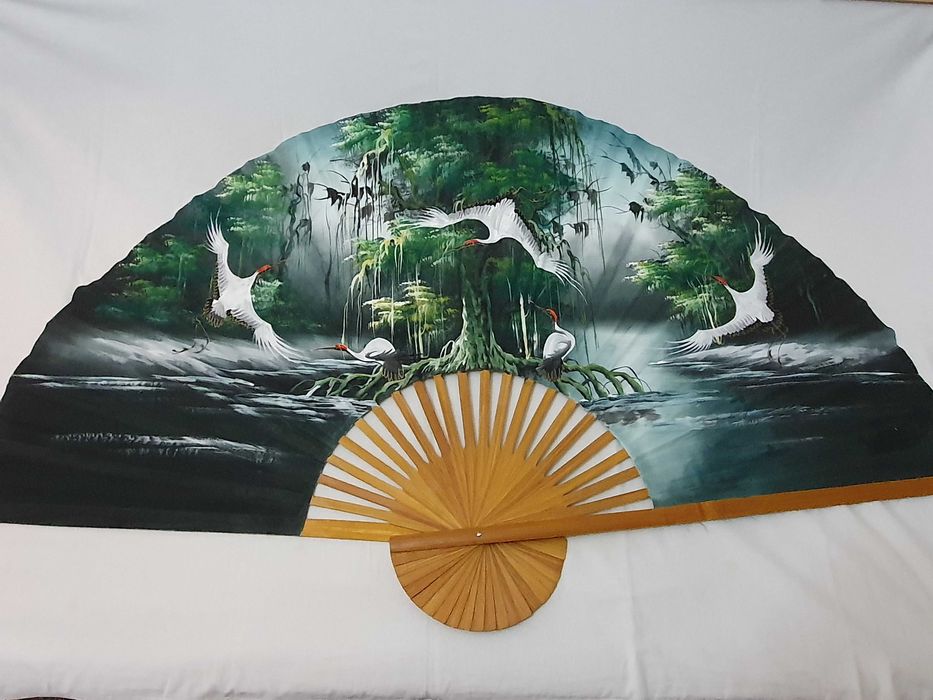 Веер декоративный большой.