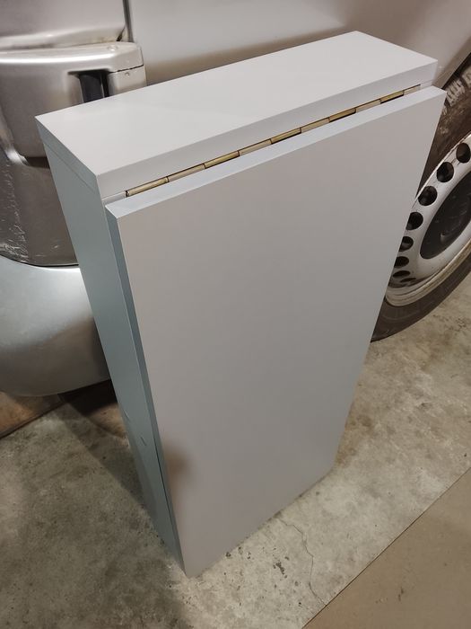 Столик, столик в авто