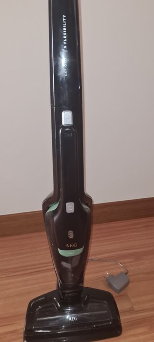 Aspirador vertical AEG cx7 öko flexibility
