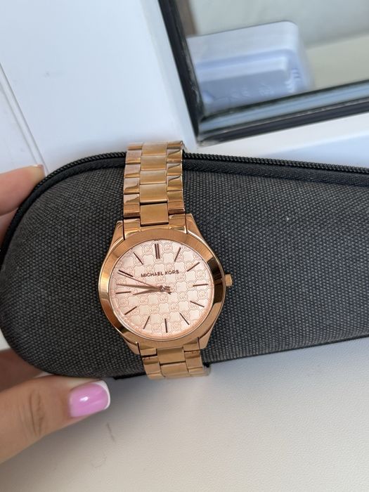 Жіночі  часи Michael Kors MK3336