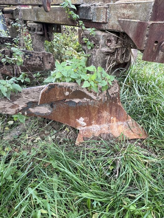 Трьох корпусний плуг