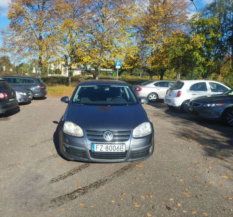 Volkswagen Jetta A5 sedan