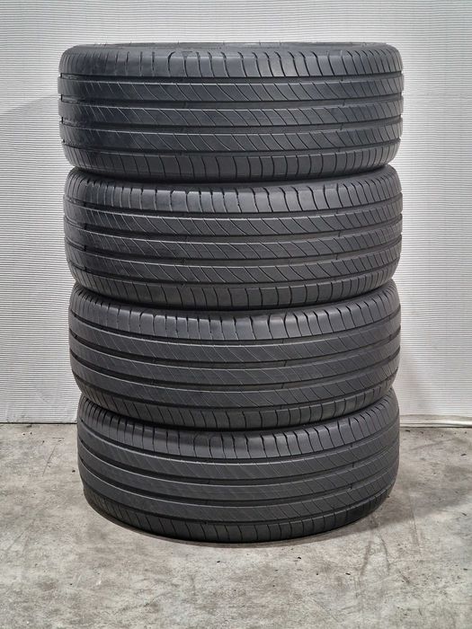 4 Pneus 205/45R17 MICHELIN Semi Novos