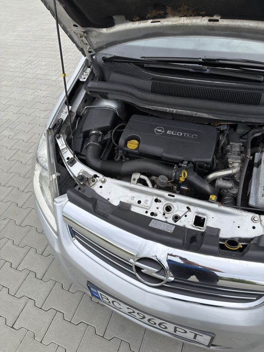 Opel Zafira 2010