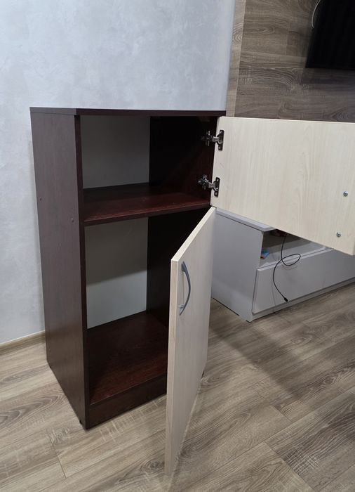 Тумбочка на два відсіки, тумба