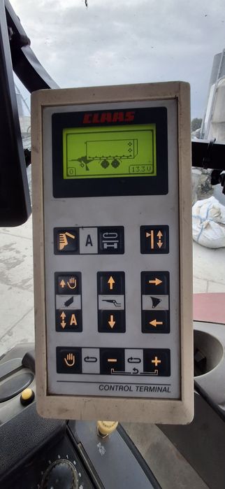 Przyczepa samozbierająca Claas quantum