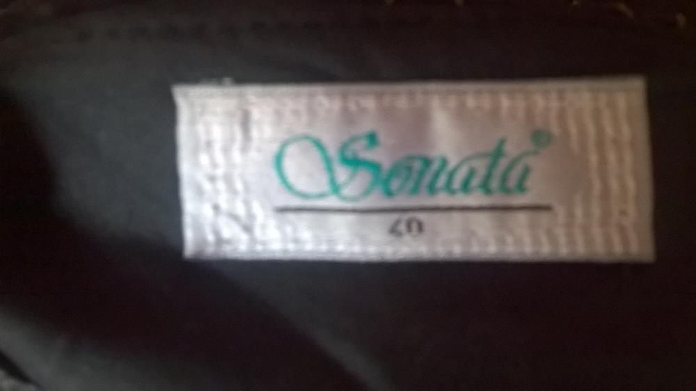 suknia wieczorowa czarna w złote refleksy