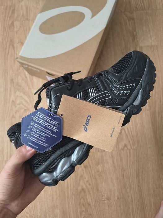 Buty Asics 42 Eu
